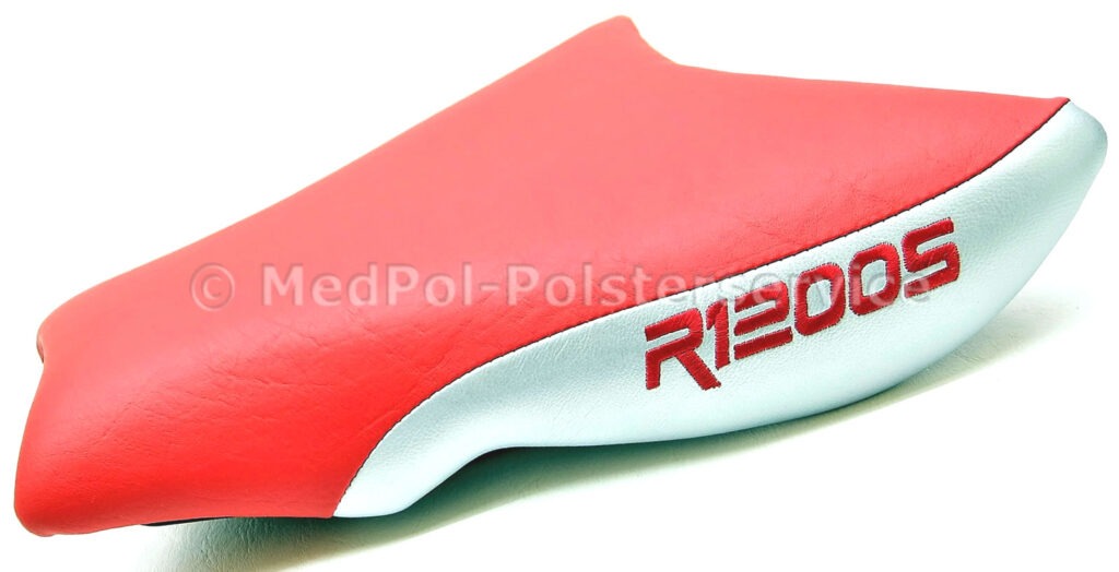R 1200 S Kompletter Neubezug in Power-Rot/Classic-Silber (ohne Ziernaht), Stickerei in Rot - mit einer körperspezifischen Komfortpolsterung/Gel-Aktivmatte