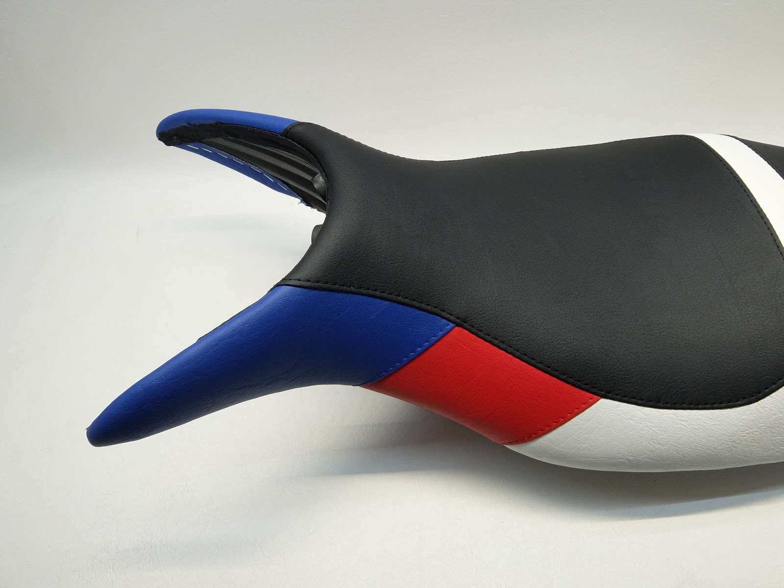 bmw-r1100s-sitzbank-4