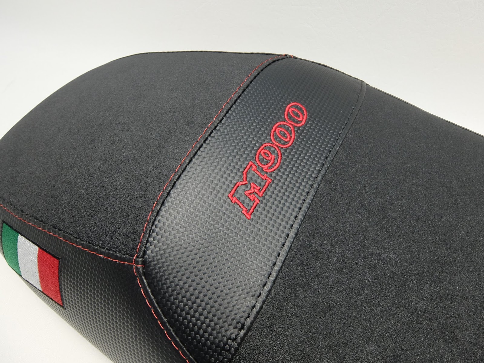 ducati-monster-m900-5