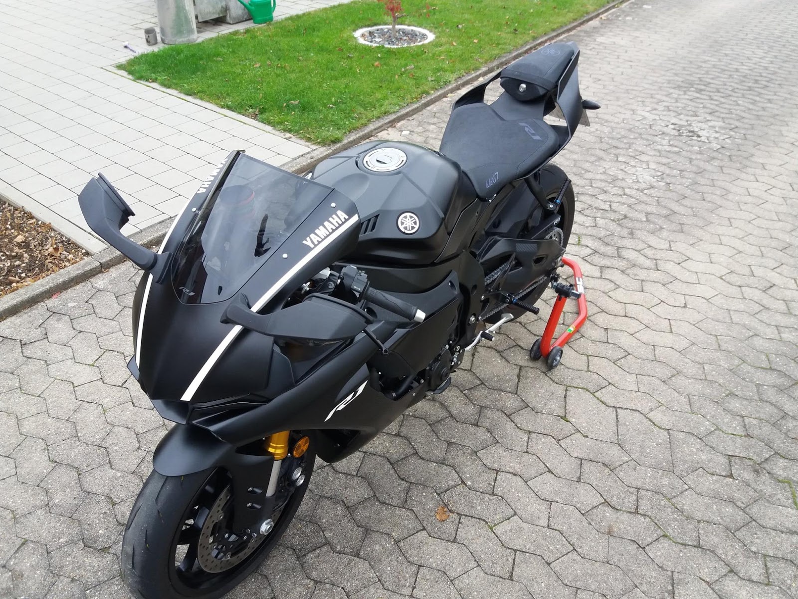 yamaha-r1-sitzbank-10