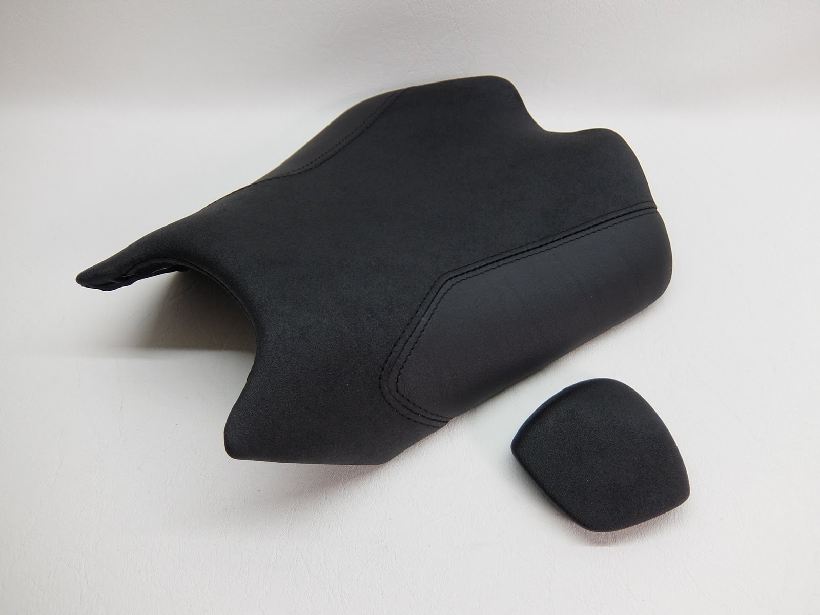 Aprilia Tuono V4 – Bild 1