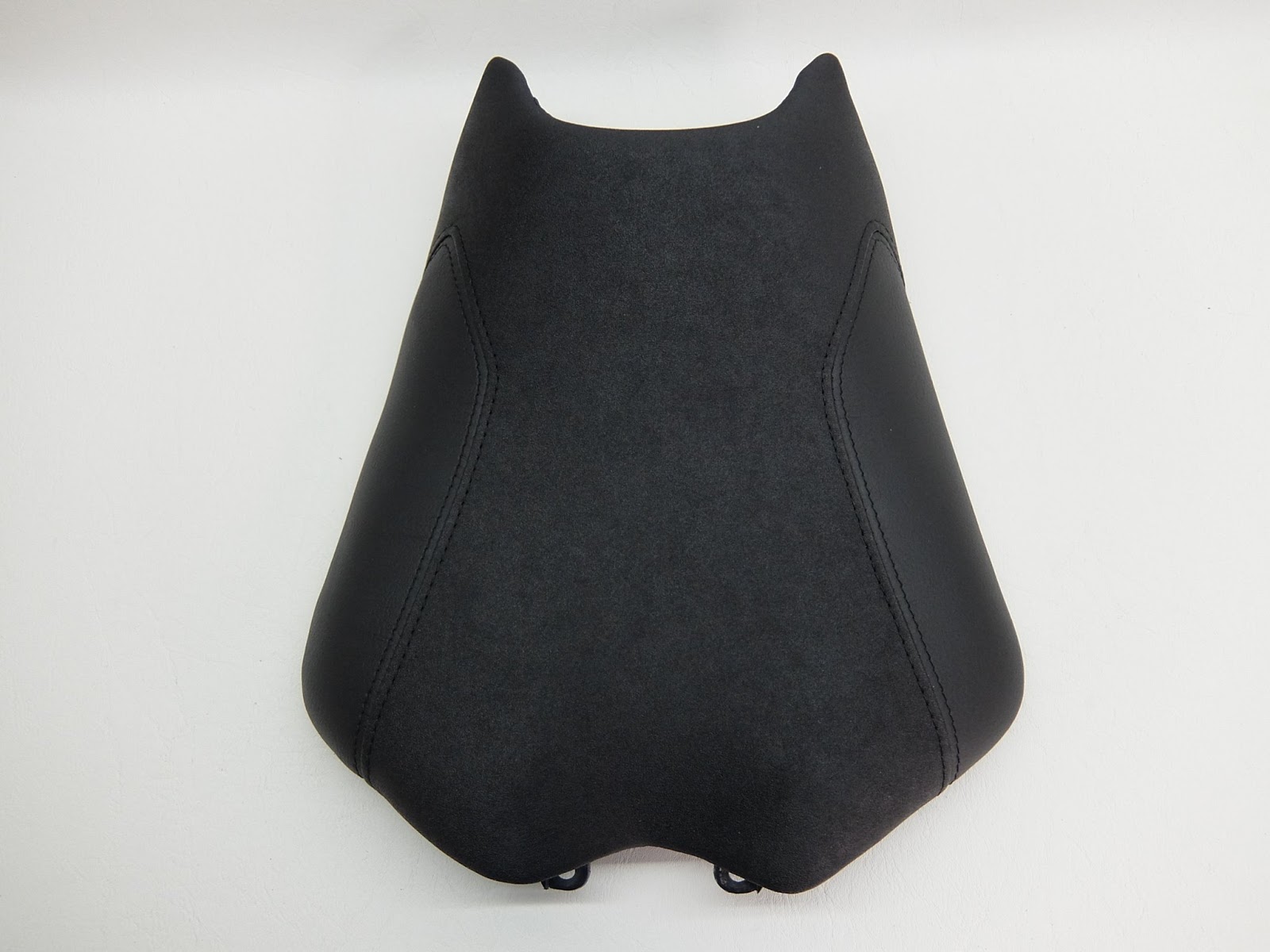 Aprilia Tuono V4 – Bild 4