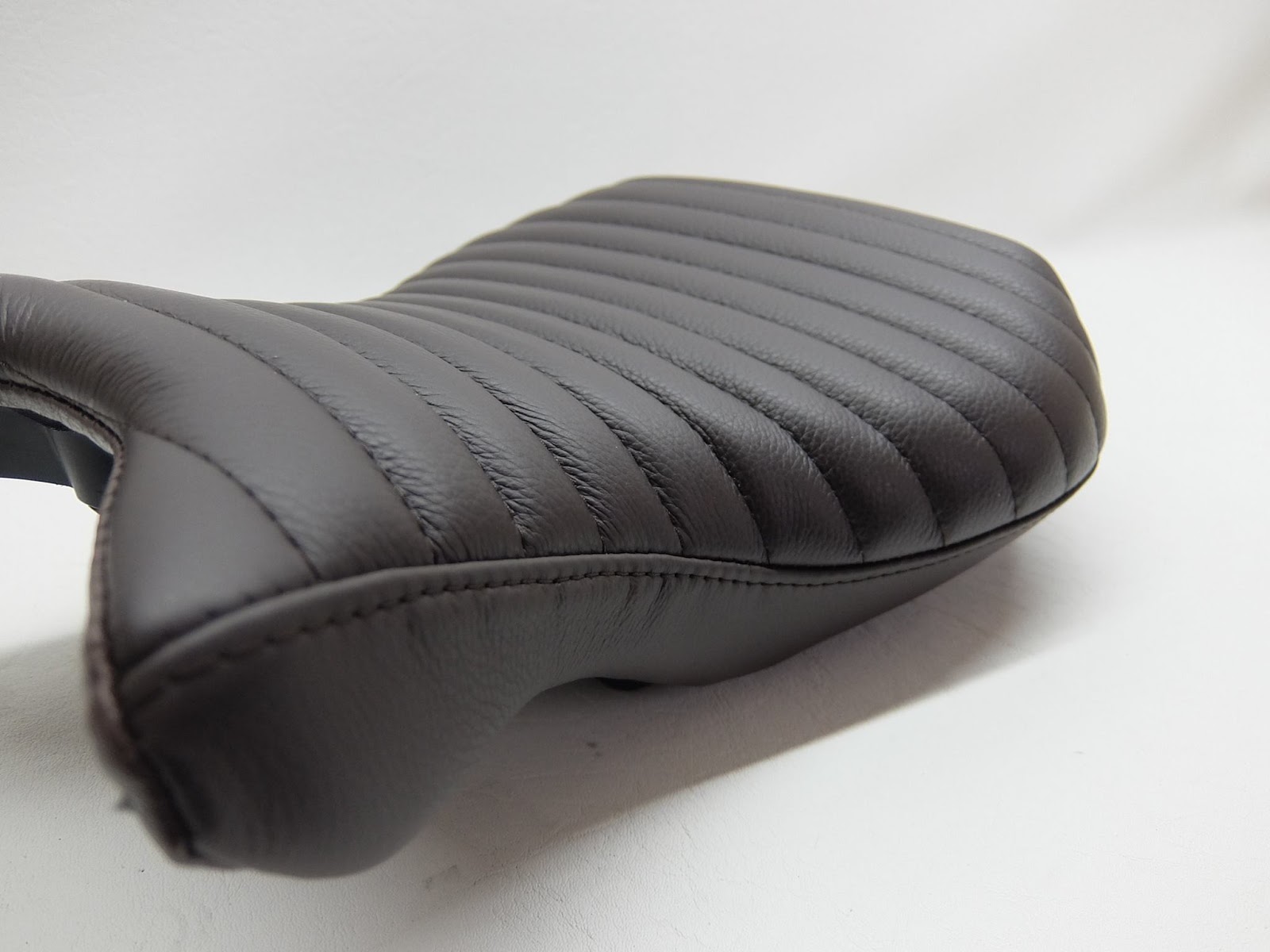 BMW R nineT Leder – Bild 4