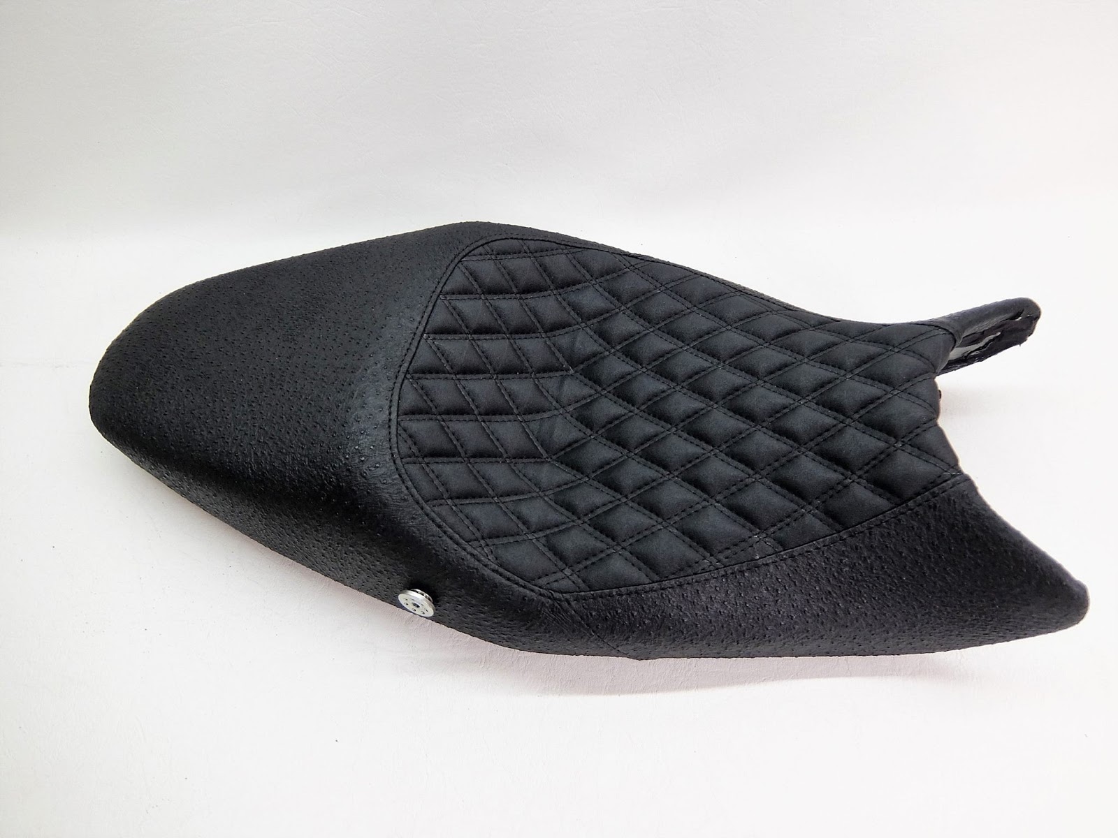 Ducati-Monster-1100-6