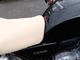 Honda CB1100 EX Sitz 1