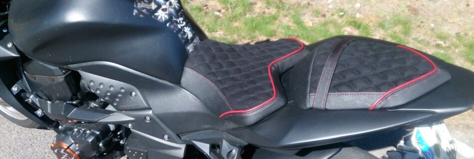 Kawasaki-Z1000-bike-2