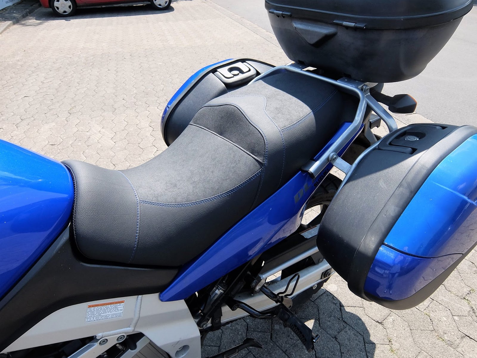 Suzuki-DL650-V-Strom-bikedetail