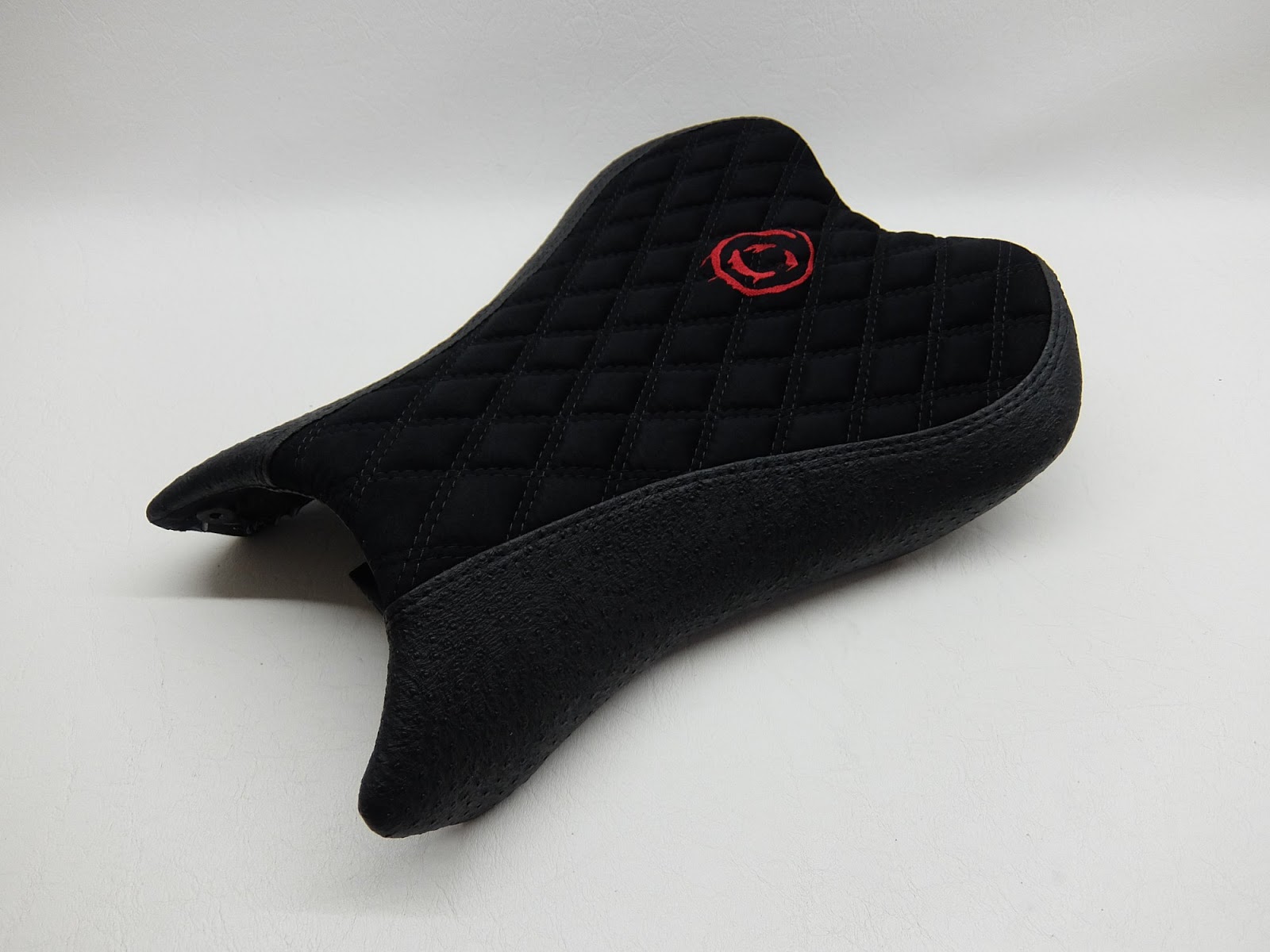 Triumph-StreetTriple-2