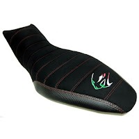 aprilia-dorsoduro900-sitzbank-360