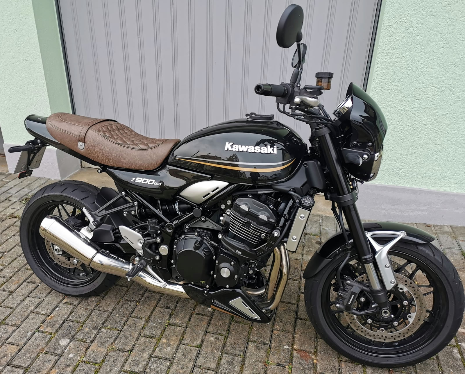 kawasaki-bike-z900rs-1