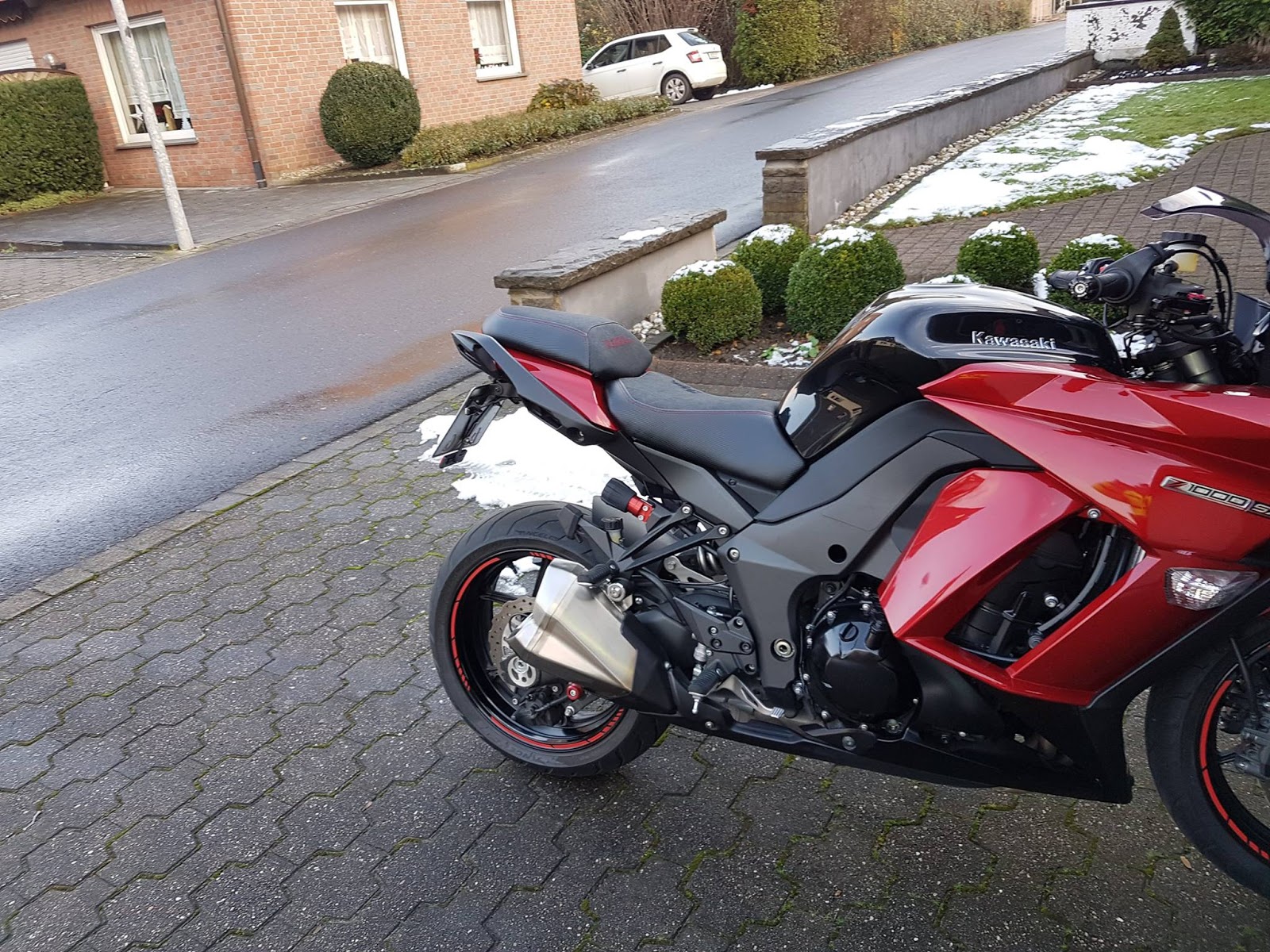 Kawasaki Z1000SX – Bild 9