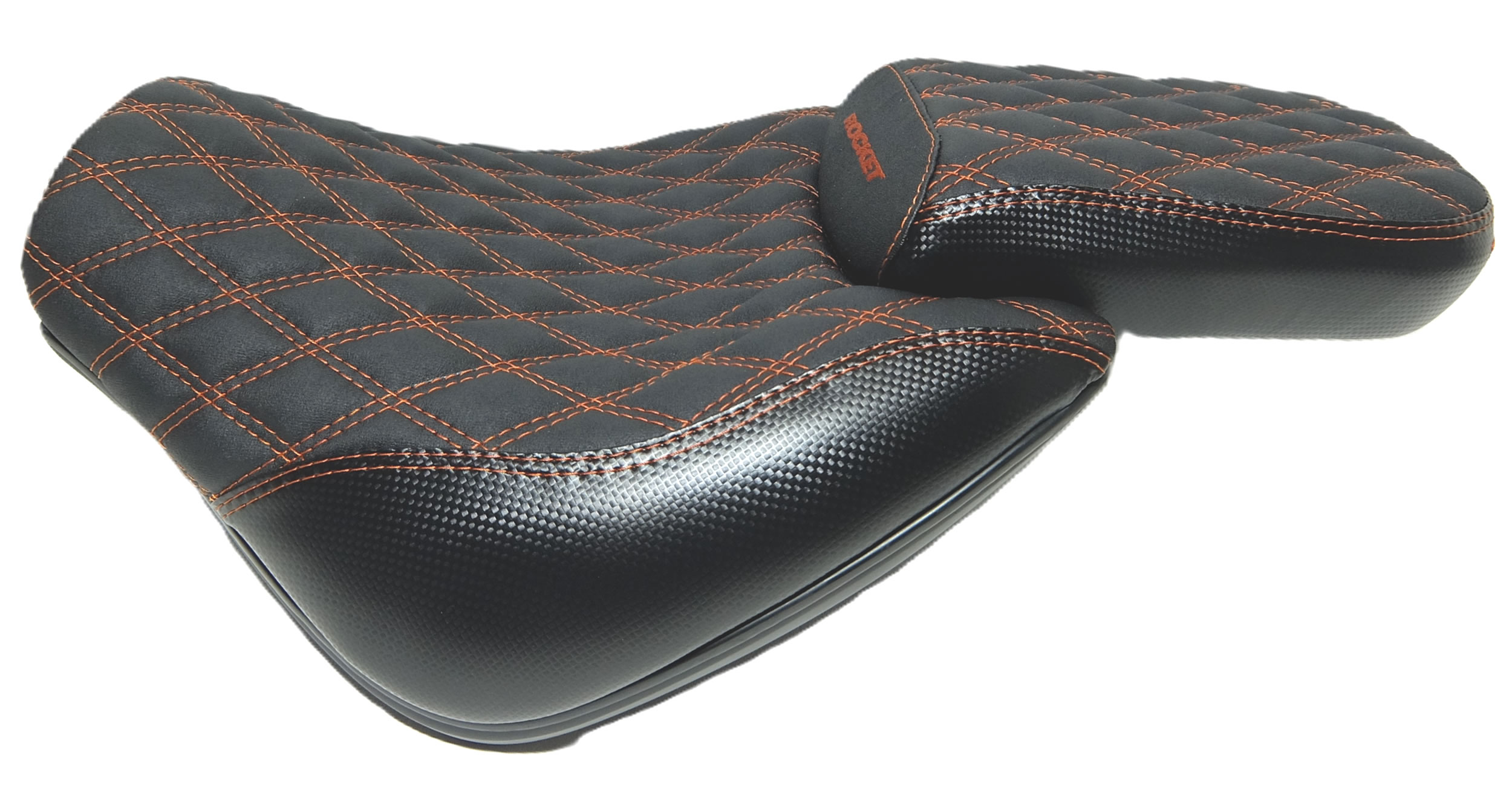 Neues Polster und Bezug an einer Triumph Rocket vom Bikepolsterer